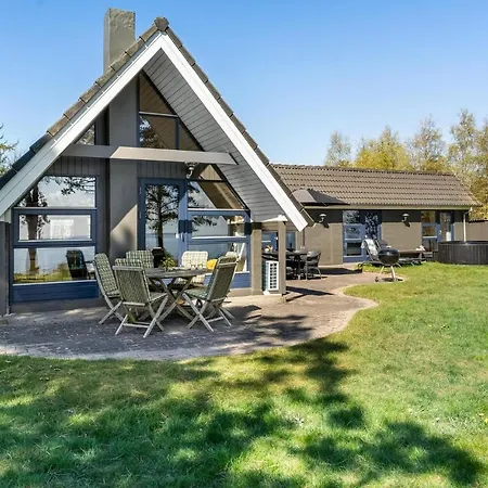 3 Bedroom Awesome In * Højslev