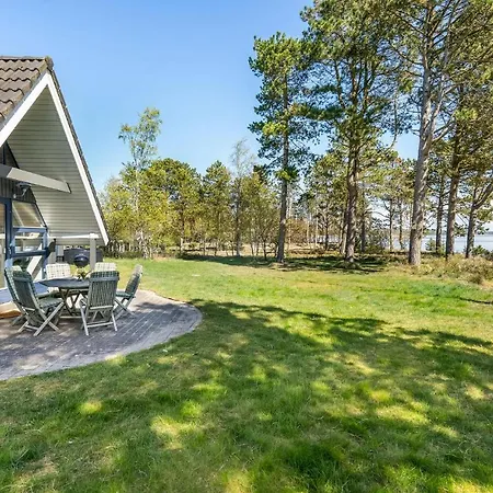 3 Bedroom Awesome In Højslev