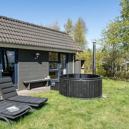 3 Bedroom Awesome In Nyaraló *